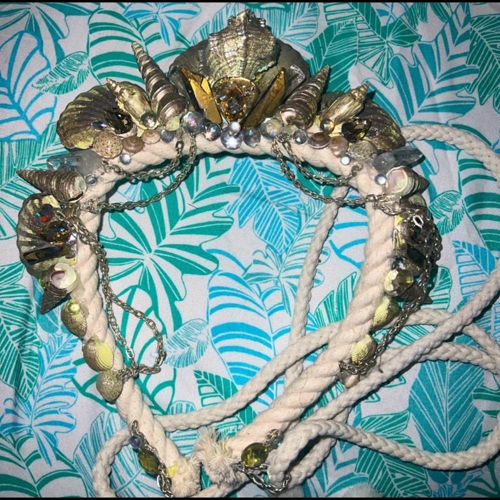 mermaid crown
